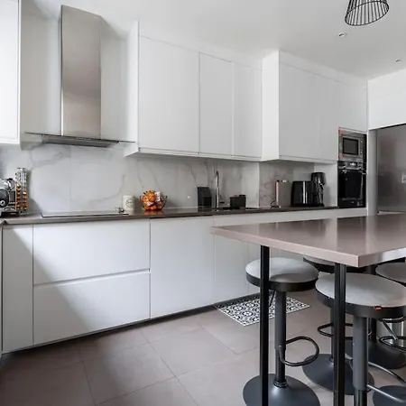 De Prestige Proche Trocadero Apartment