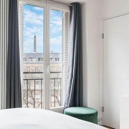 De Prestige Proche Trocadero * Paris